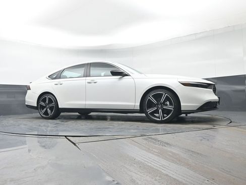 Certified 2023 Honda Accord Sport image 34
