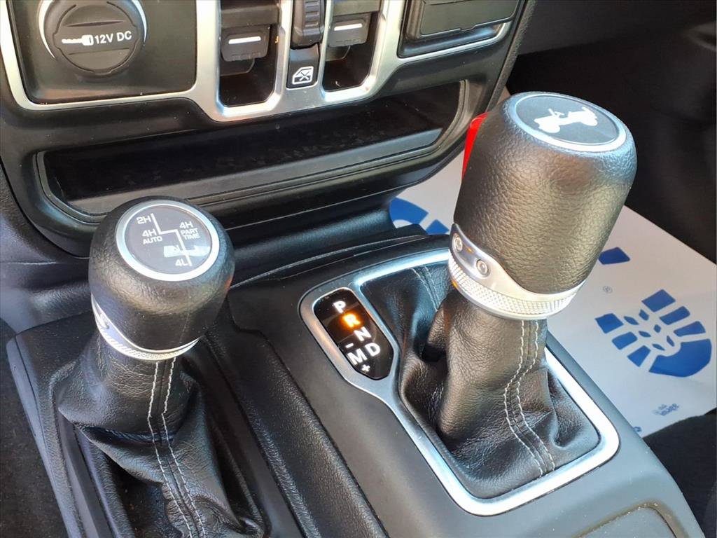 Certified 2024 Jeep Wrangler Unlimited Sahara AWD/4WD image 9