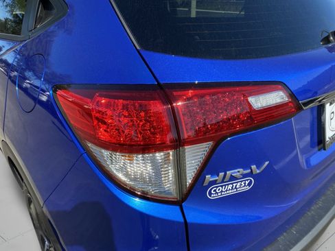 Certified 2022 Honda HR-V EX-L image 41