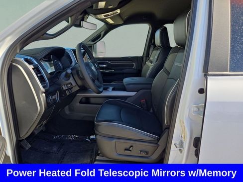 New 2025 RAM 2500 Laramie AWD/4WD image 11