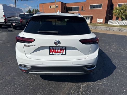Used 2022 Buick Envision Essence w/ Safety Package image 10