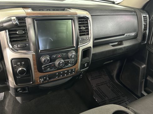 Used 2017 RAM 2500 Laramie image 4