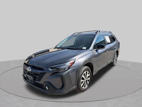 Used 2023 Subaru Outback Premium AWD/4WD image 8