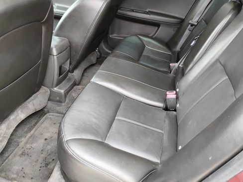 Used 2009 Chevrolet Impala SS w/ Convenience Package image 12