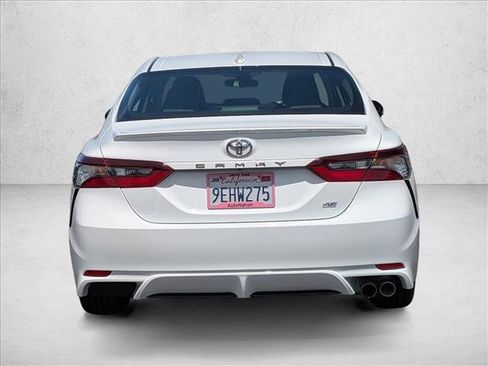 Used 2023 Toyota Camry SE FWD image 7