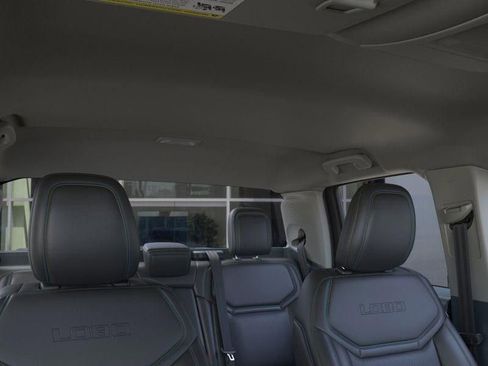 New 2025 Ford Maverick Lobo image 12