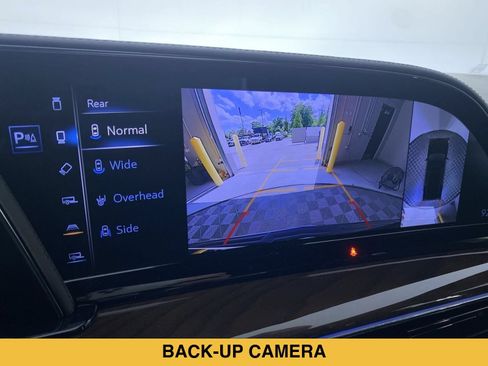 Certified 2024 Cadillac Escalade ESV Sport Platinum w/ LPO, ONYX Package AWD/4WD image 7