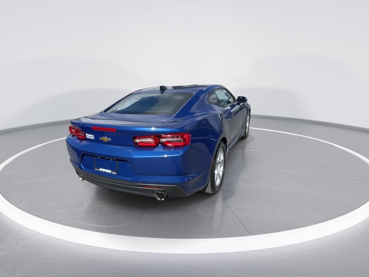 Used 2023 Chevrolet Camaro LT RWD image 18