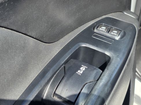 Used 2016 RAM ProMaster City Tradesman SLT w/ Rear Back-up Camera Group image 23