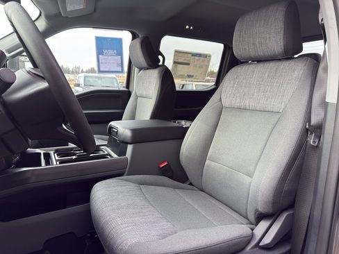 New 2026 Ford F250 XLT w/ XLT Premium Package image 16