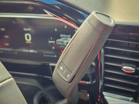 New 2026 GMC Sierra 1500 Elevation image 18