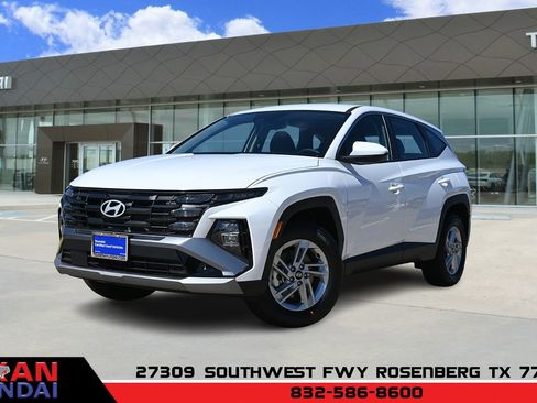 Certified 2026 Hyundai Tucson SE image 1