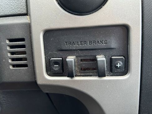 Used 2012 Ford F150 XLT w/ XLT Chrome Pkg RWD image 27