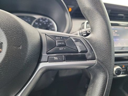 Certified 2020 Nissan Kicks S FWD image 22