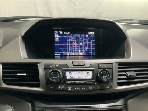 Used 2016 Honda Odyssey Touring Elite image 26