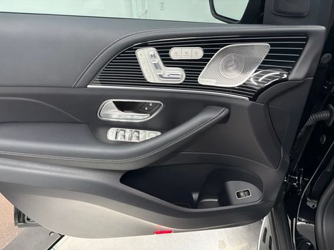 Certified 2025 Mercedes-Benz GLS 580 4MATIC image 16