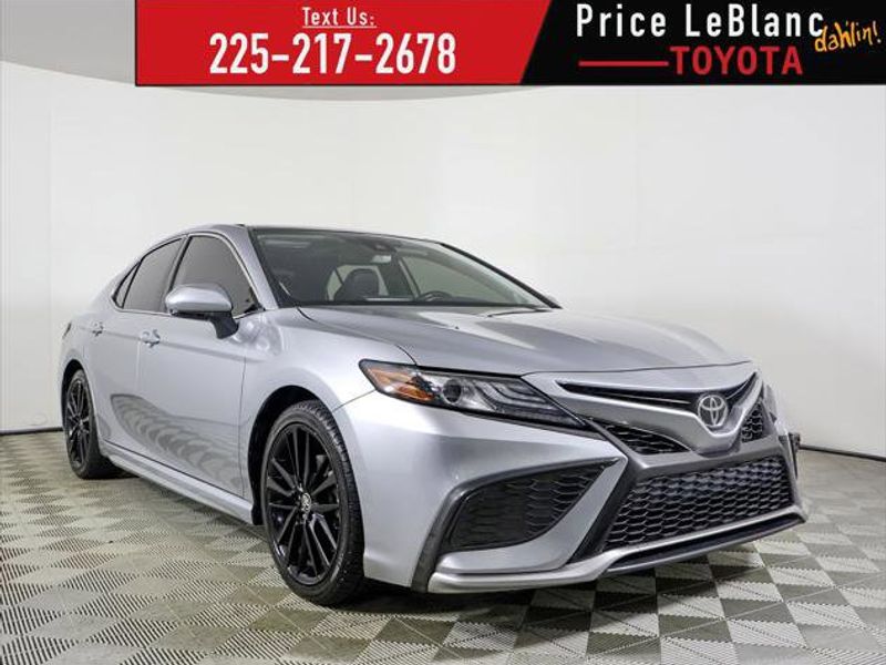 Certified 2022 Toyota Camry XSE image 1
