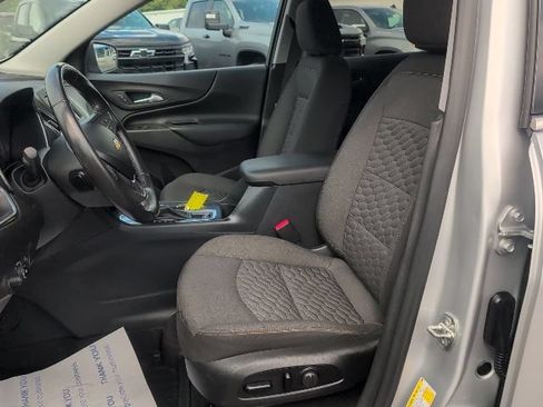 Used 2020 Chevrolet Equinox LT w/ Driver Convenience Package FWD image 20