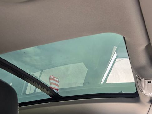 Certified 2026 Volkswagen Atlas SE w/ Panoramic Sunroof Package FWD image 20