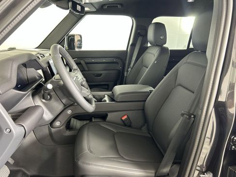 Certified 2025 Land Rover Defender 110 S image 23