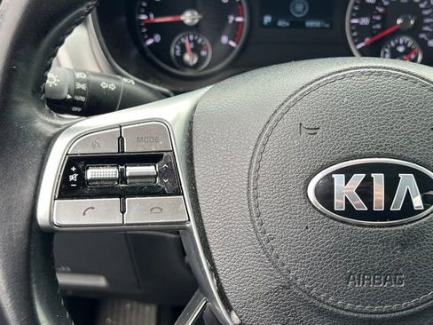 Used 2021 Kia Telluride LX image 19