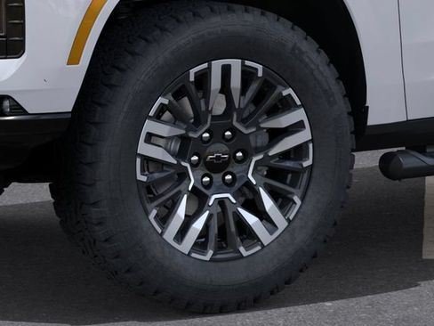 New 2026 Chevrolet Tahoe Z71 w/ Z71 Off-Road Package AWD/4WD image 9