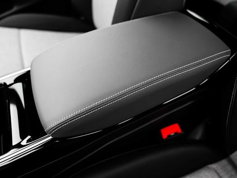 New 2026 Volkswagen ID.4 Pro image 35