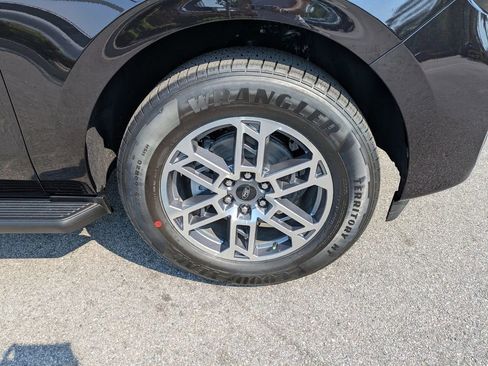 New 2026 Ford Expedition Active RWD image 10