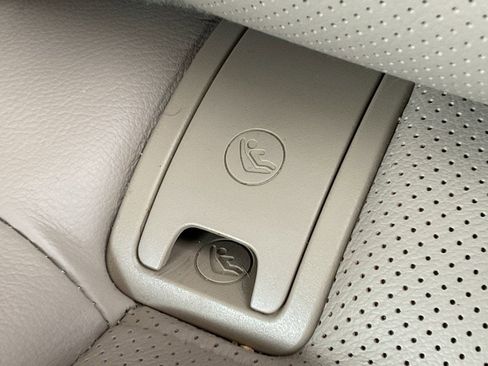 Used 2023 Nissan Armada SL w/ Captain's Chairs Package image 22