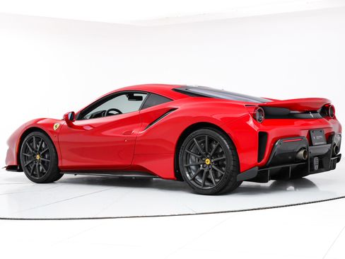 Certified 2019 Ferrari 488 Pista Coupe image 7