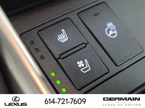 Used 2018 Lexus IS 300 AWD w/ Comfort Package image 33