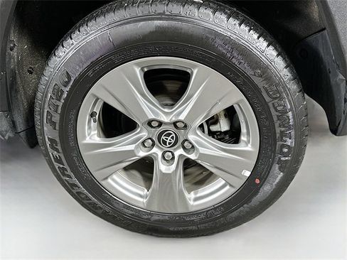 Used 2024 Toyota RAV4 XLE image 29