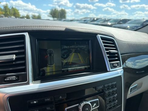 Used 2016 Mercedes-Benz GL 320 BlueTEC 4MATIC image 25