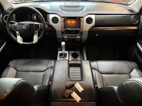 Used 2021 Toyota Tundra Limited w/ Limited Premium Package AWD/4WD image 19