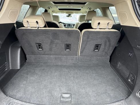 Used 2019 Buick Enclave Premium w/ Experience Buick Package image 16