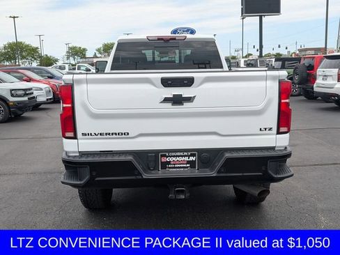 Used 2025 Chevrolet Silverado 3500 LTZ w/ Trail Boss Package AWD/4WD image 7