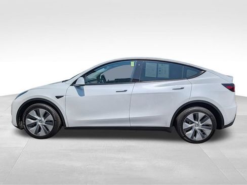Used 2023 Tesla Model Y Long Range AWD/4WD image 4