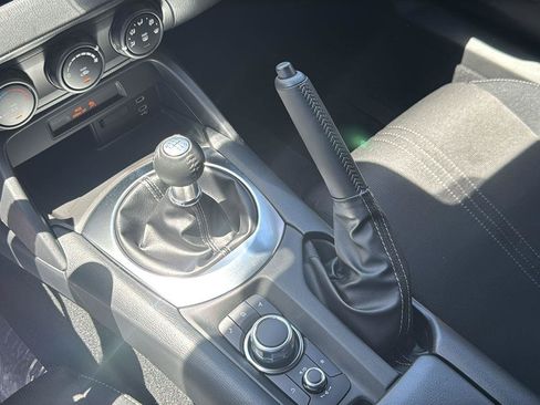 New 2026 MAZDA MX-5 Miata Sport RWD image 17