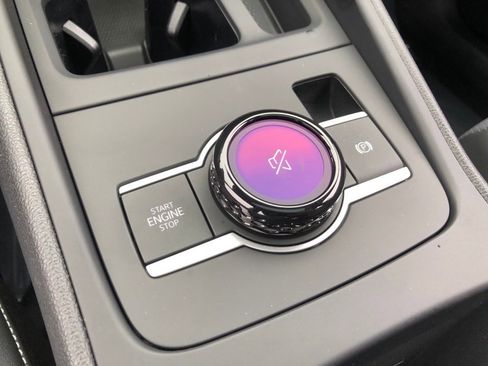 New 2026 Volkswagen Tiguan SE R-Line AWD/4WD image 29