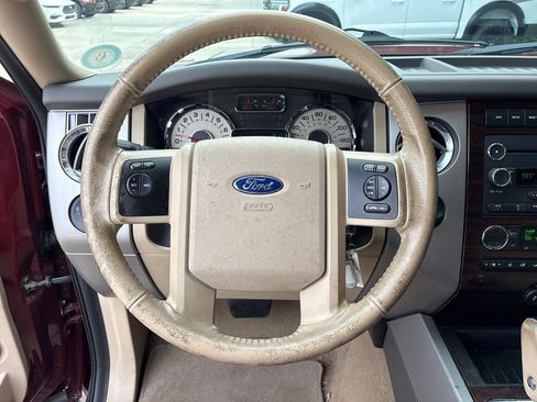 Used 2012 Ford Expedition XLT RWD image 17