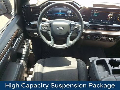 Used 2023 Chevrolet Silverado 1500 RST w/ Z71 Off-Road Package AWD/4WD image 3