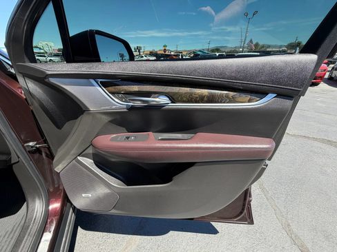 Used 2020 Cadillac XT6 Premium Luxury AWD/4WD image 14