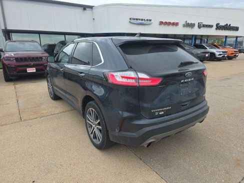 Used 2022 Ford Edge Titanium AWD/4WD image 6