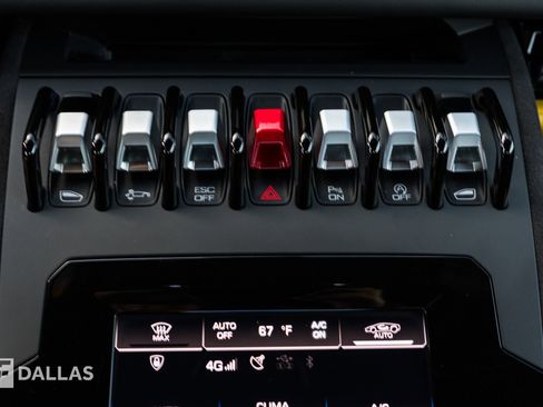 Used 2023 Lamborghini Huracan Tecnica image 26