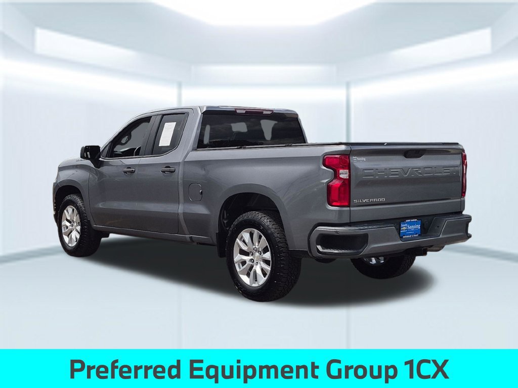 Used 2022 Chevrolet Silverado 1500 Custom RWD image 3