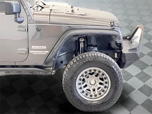 Used 2014 Jeep Wrangler Unlimited Sport w/ Connectivity Group image 8