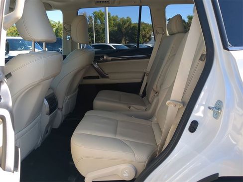 Used 2022 Lexus GX 460 Luxury image 15