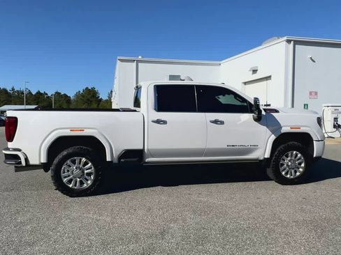 Used 2021 GMC Sierra 2500 Denali w/ Denali Ultimate Package image 9