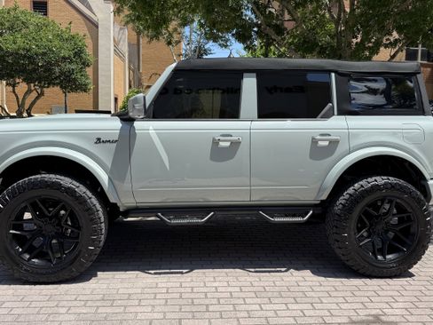 Used 2024 Ford Bronco Outer Banks AWD/4WD image 29