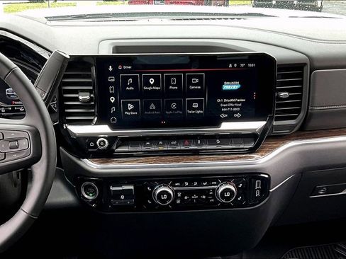 Used 2025 GMC Sierra 1500 Elevation w/ X31 Off-Road Package image 9